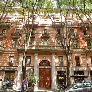  Appartamento Bright Mini In The Heart Of