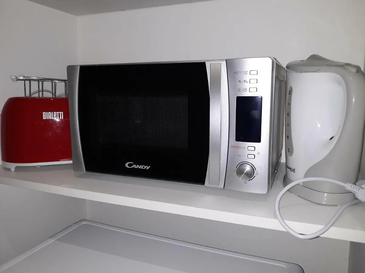 10 Via Giuseppe Sirtori Apartamento Milão